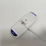 Base de carga doble para mandos PlayStation 5 DualSense color blanco con indicadores LED