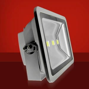 Foco Proyector Led 150W 3000K Luz Calida para Iluminación Exterior