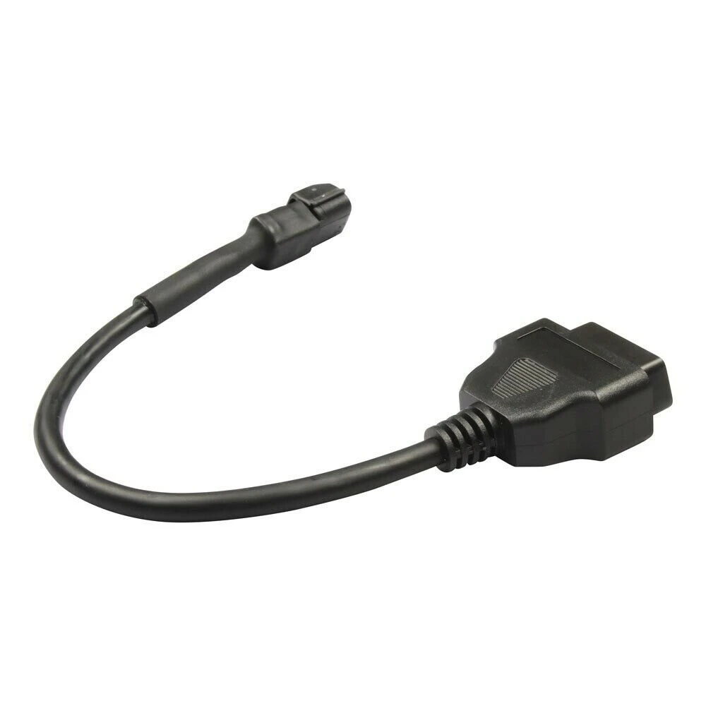 Vista lateral del adaptador cable diagnóstico Kymco 3Pin a 16Pin