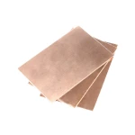 Vista lateral de placa PCB 7x10cm grosor 1.5mm