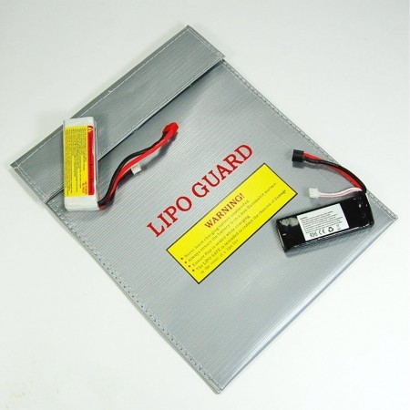 Silver Large Size Lipo Battery Guard Sleeve/Bag for Charge & Storage REPAIR PARTS HELICOPTER  6.00 euro - satkit