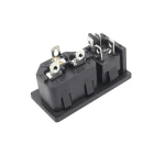 Detalle del interruptor basculante ON/OFF del zócalo AC03A